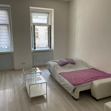 Hutteldorf Apartment Вена Экстерьер фото