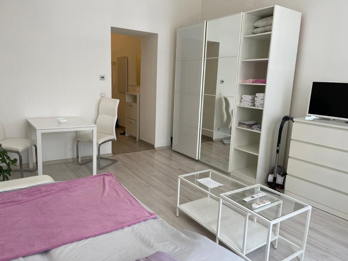 Hutteldorf Apartment Вена Экстерьер фото